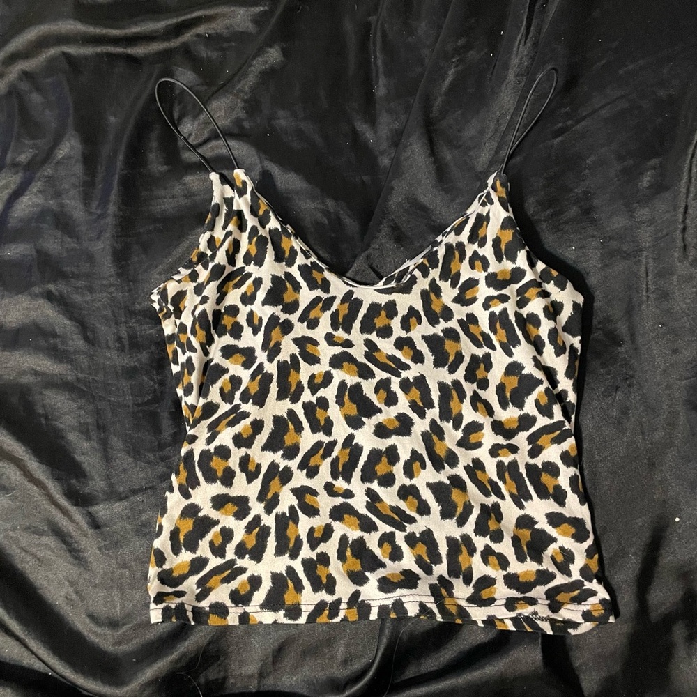 Brand: gaze, size: XS cheata print top brown black and white